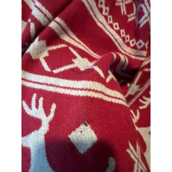 Charlie Paige circle cape with Reindeer Christmas Fair Aisle Poncho - Picture 6 of 6